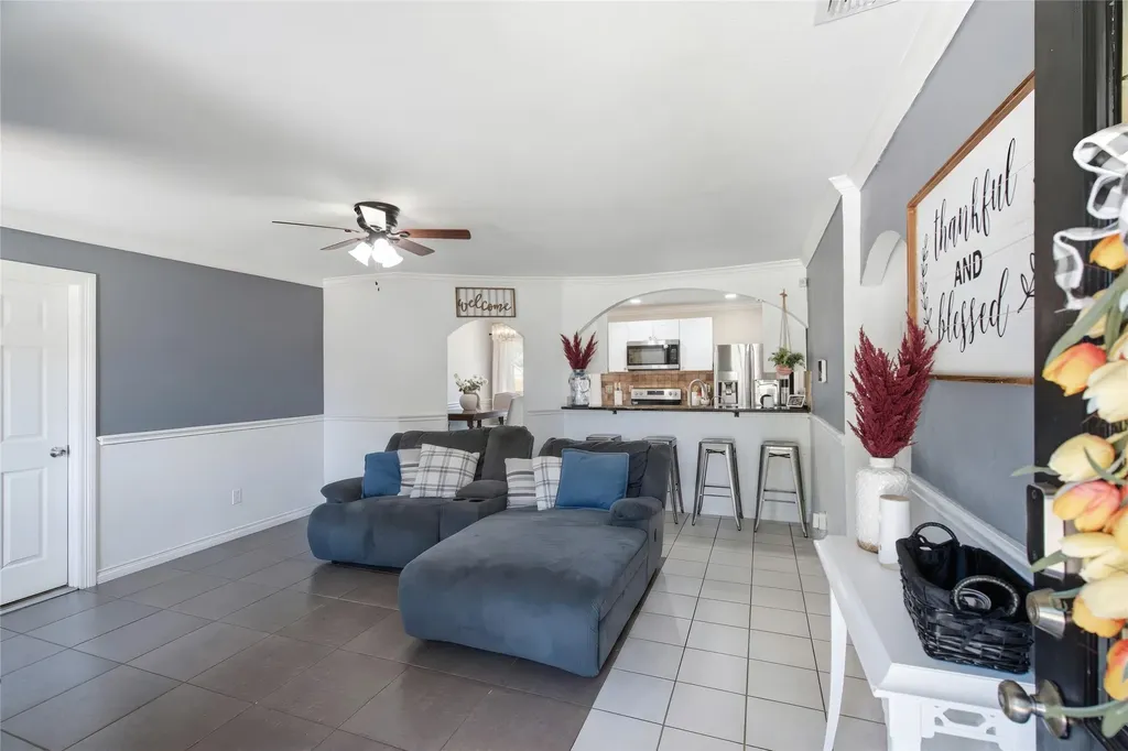 2326 Idlewood Drive Arlington TX 76014