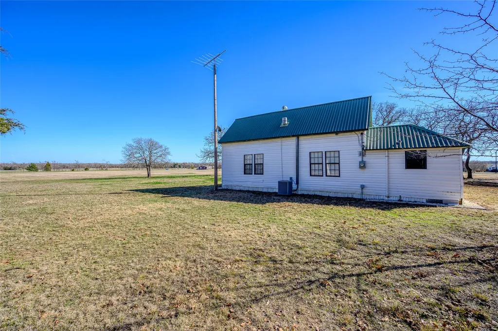 4597 W Line Road Whitesboro TX 76273
