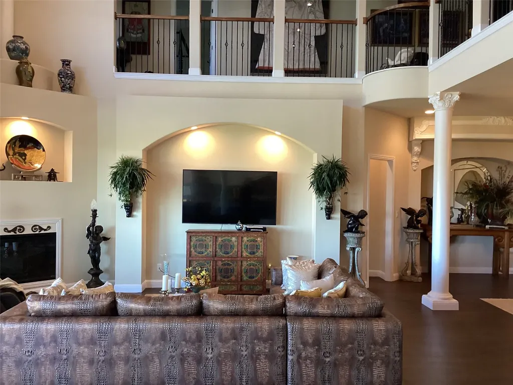 448 Breezeway Court Cedar Hill TX 75104