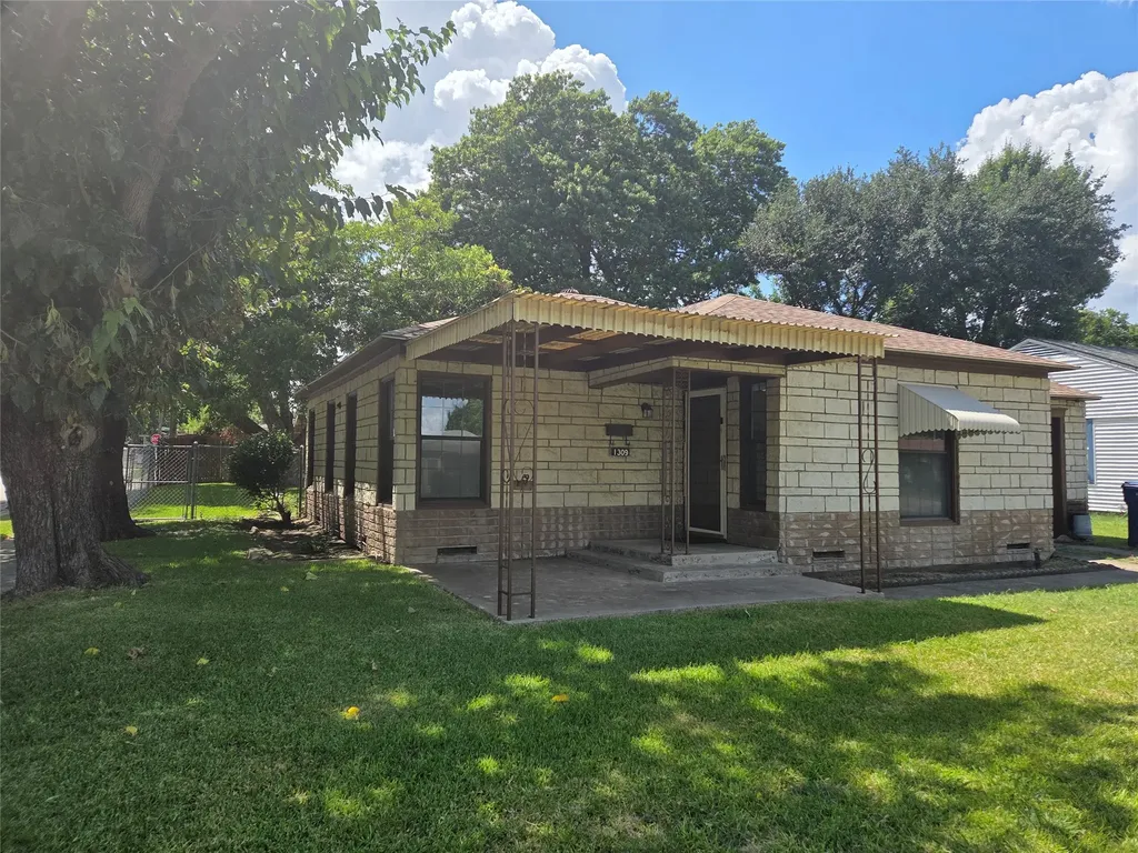 1309 Shady Lane Garland TX 75042