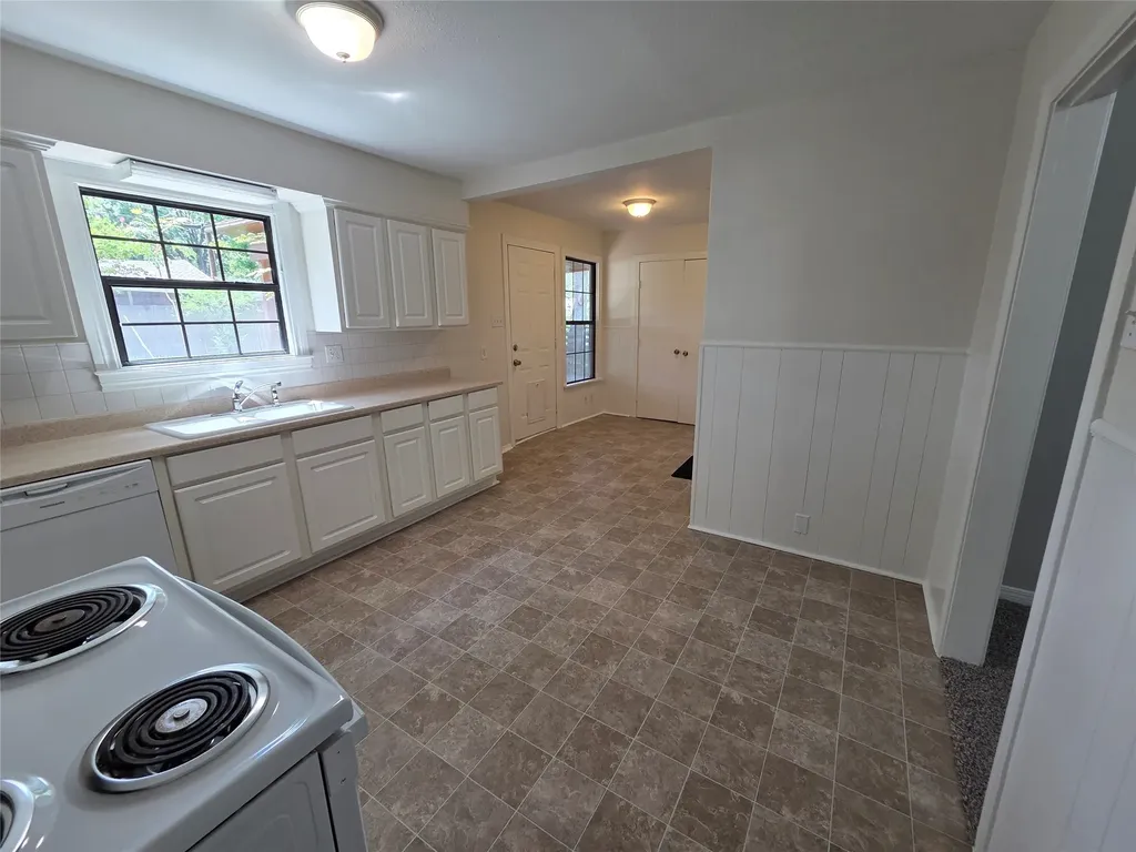 1309 Shady Lane Garland TX 75042