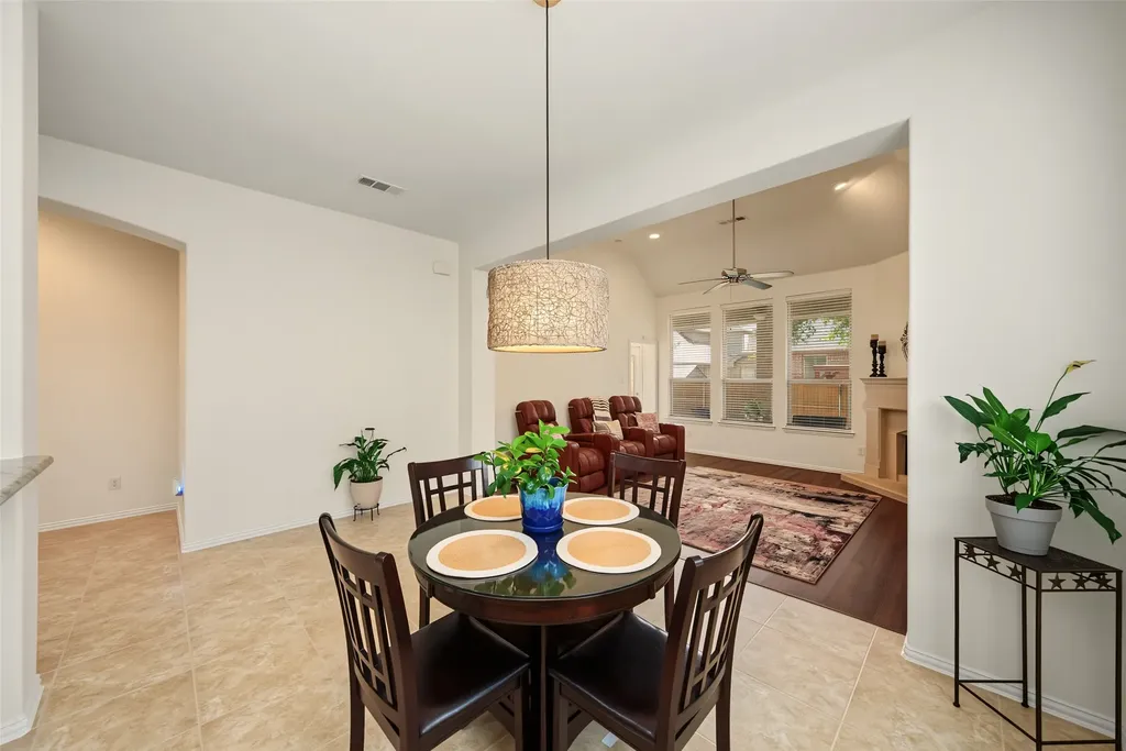 9552 Sinclair Street Fort Worth TX 76244