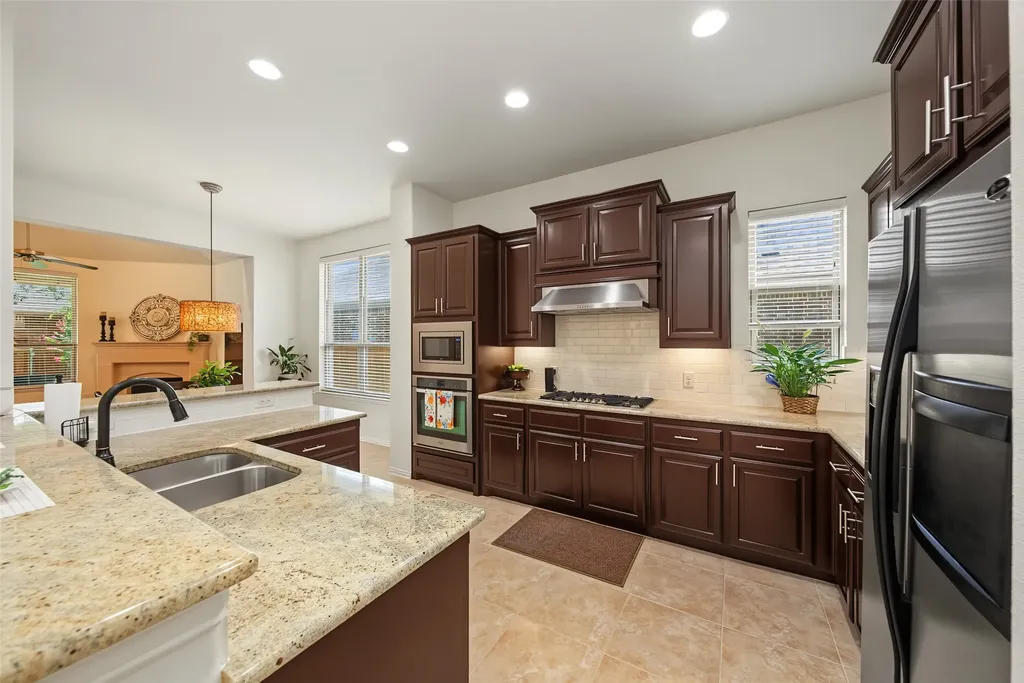 9552 Sinclair Street Fort Worth TX 76244