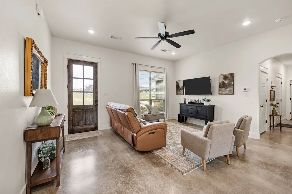 212 Jimmy Lane Millsap TX 76066