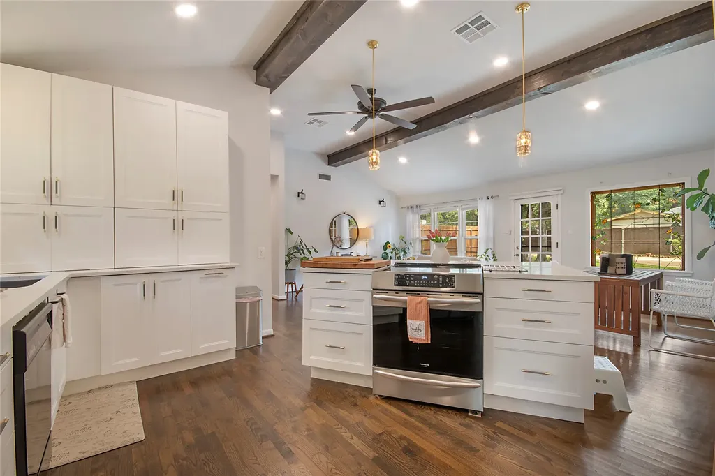 1200 Barker Street Arlington TX 76012