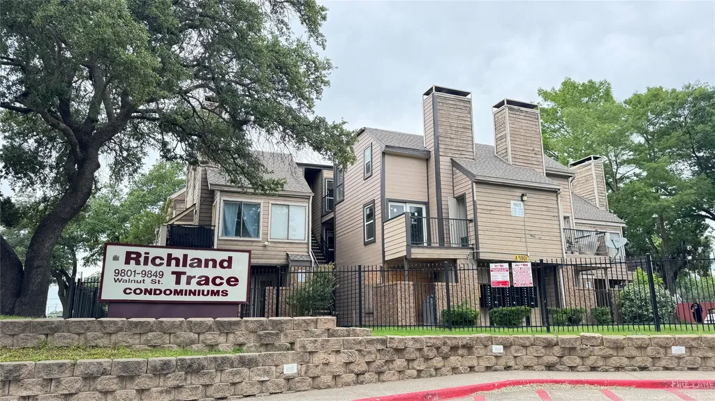 9833 Walnut Street Dallas TX 75243