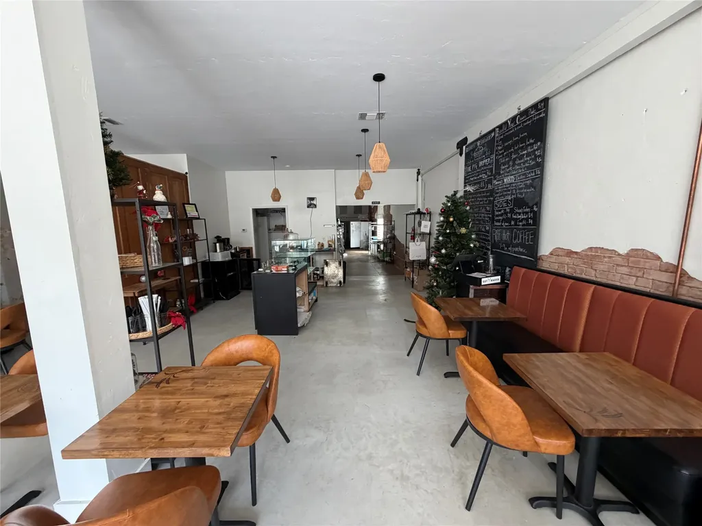 305 Fisk Avenue Brownwood TX 76801