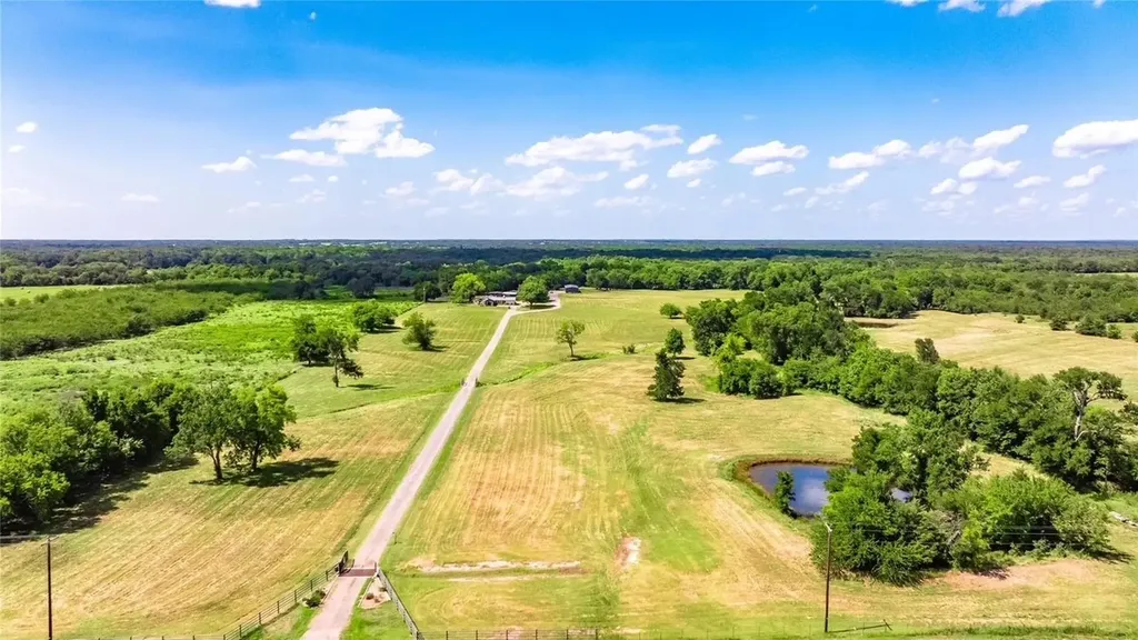 18 County Road 3512 Dike TX 75437
