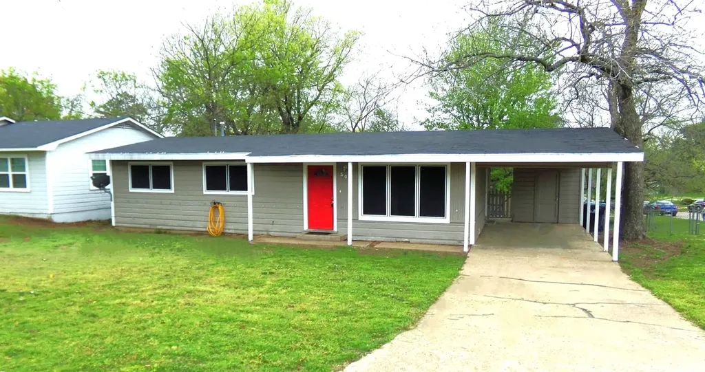 501 S Perry Street Denison TX 75020