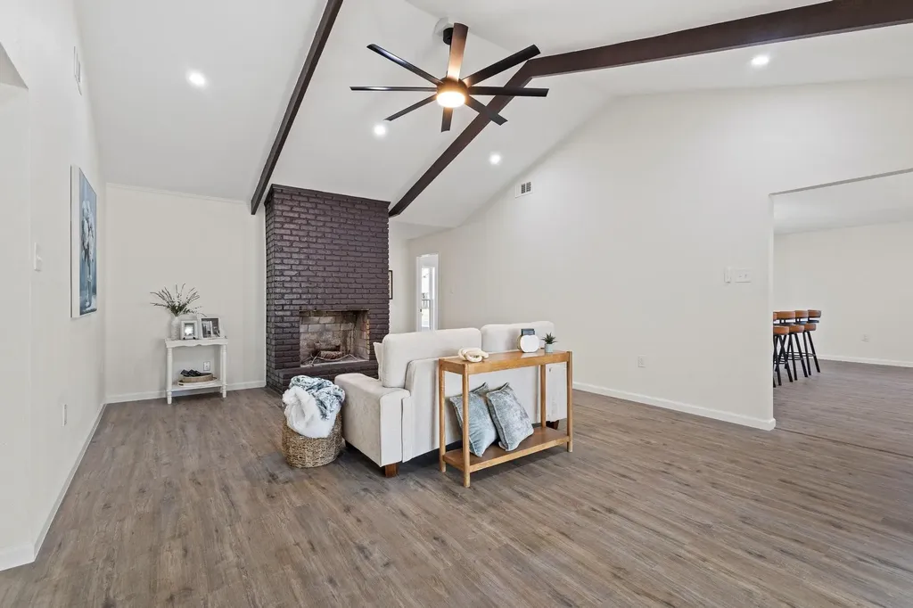 321 Chisholm Trail Sherman TX 75092