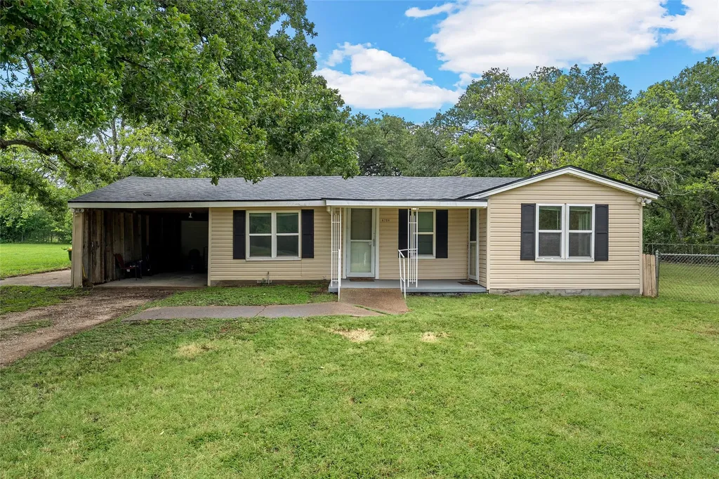 4704 Williams Road Bellmead TX 76705