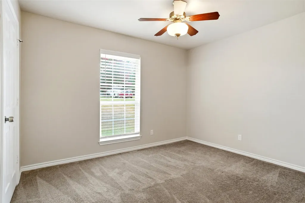 612 N Avenue C Springtown TX 76082