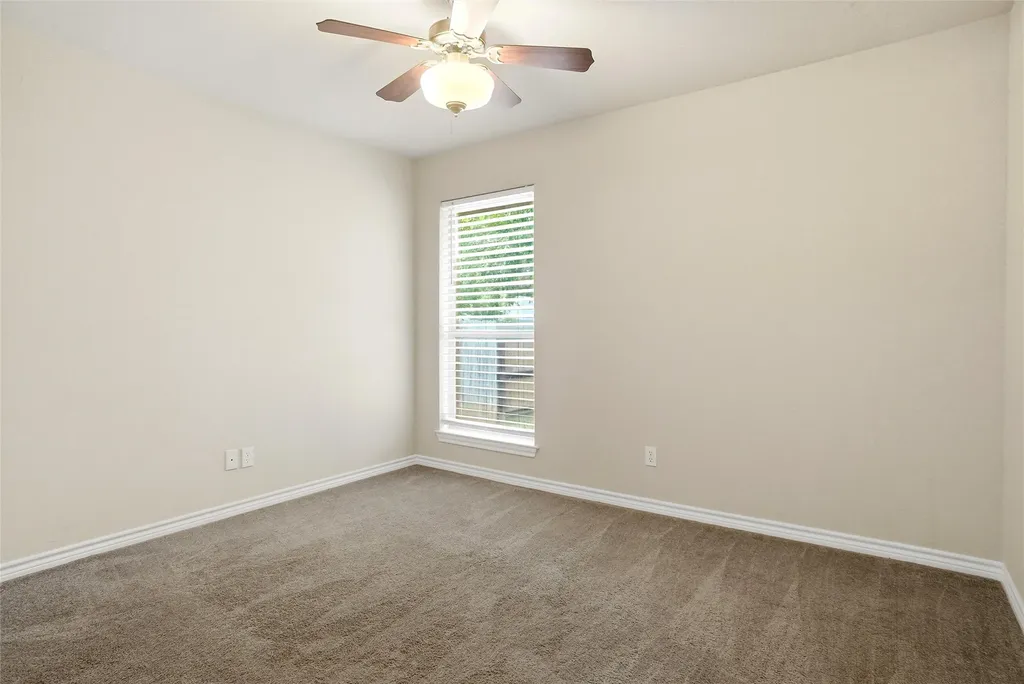 612 N Avenue C Springtown TX 76082