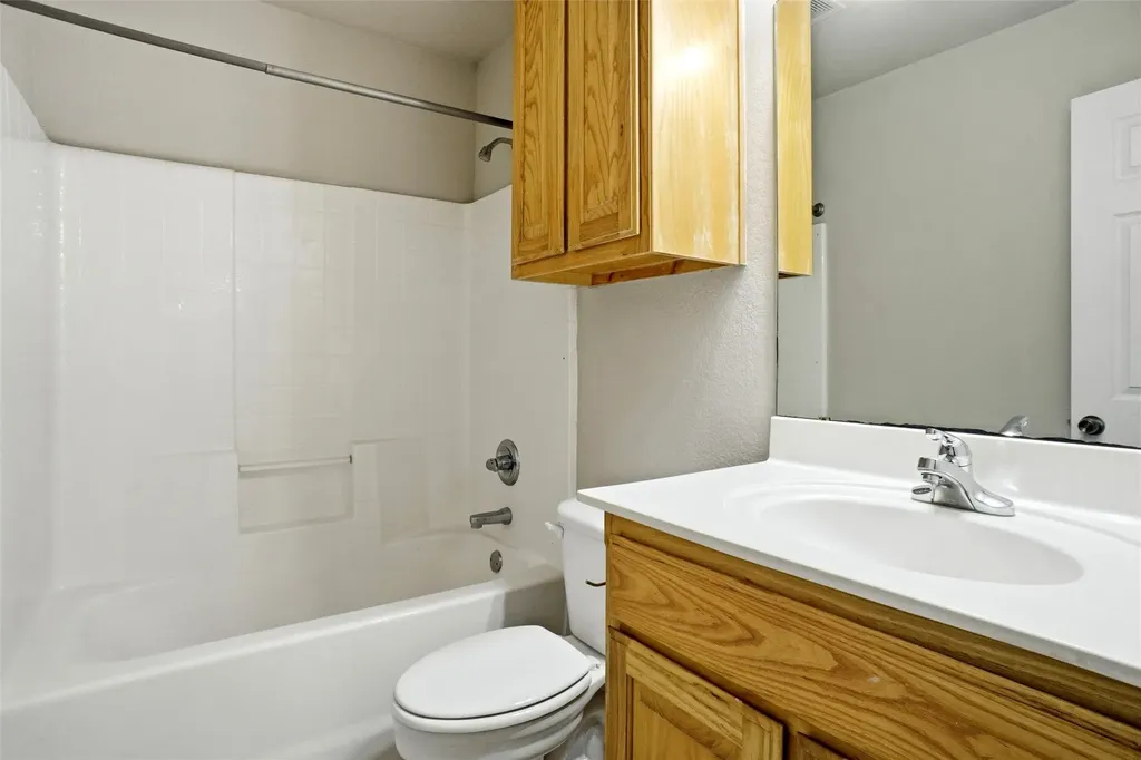612 N Avenue C Springtown TX 76082