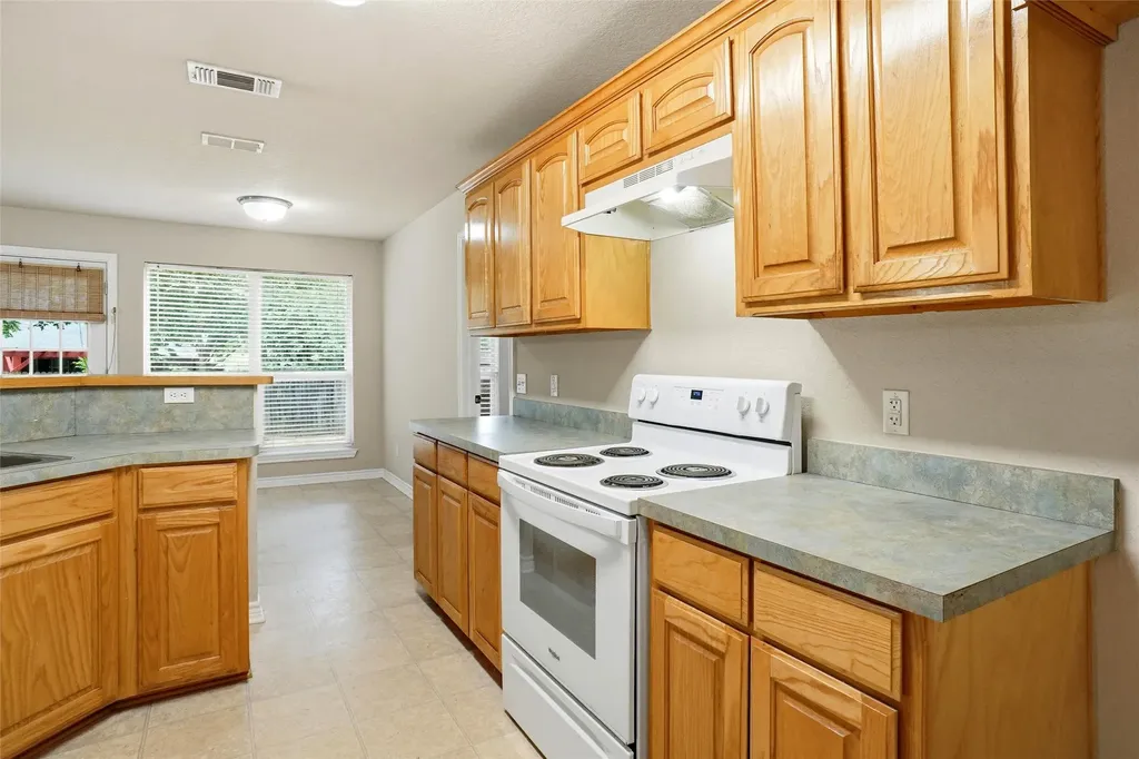 612 N Avenue C Springtown TX 76082