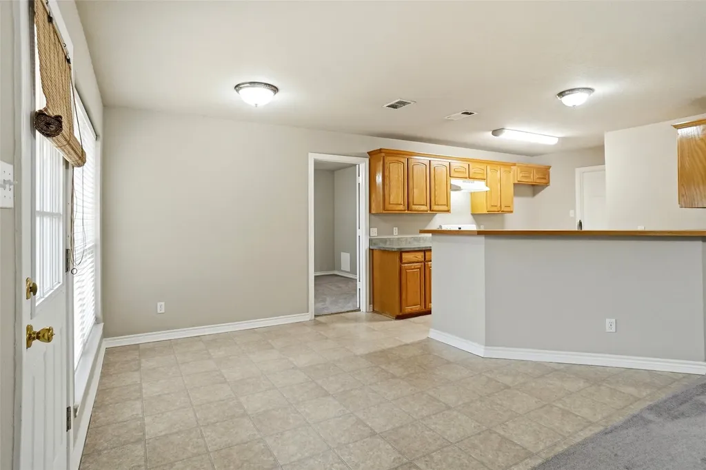 612 N Avenue C Springtown TX 76082
