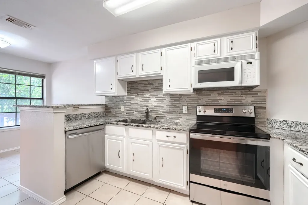 406 Santa Fe Trail Irving TX 75063