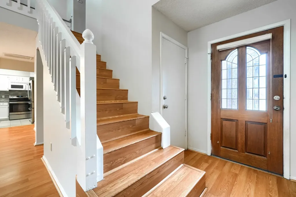 406 Santa Fe Trail Irving TX 75063