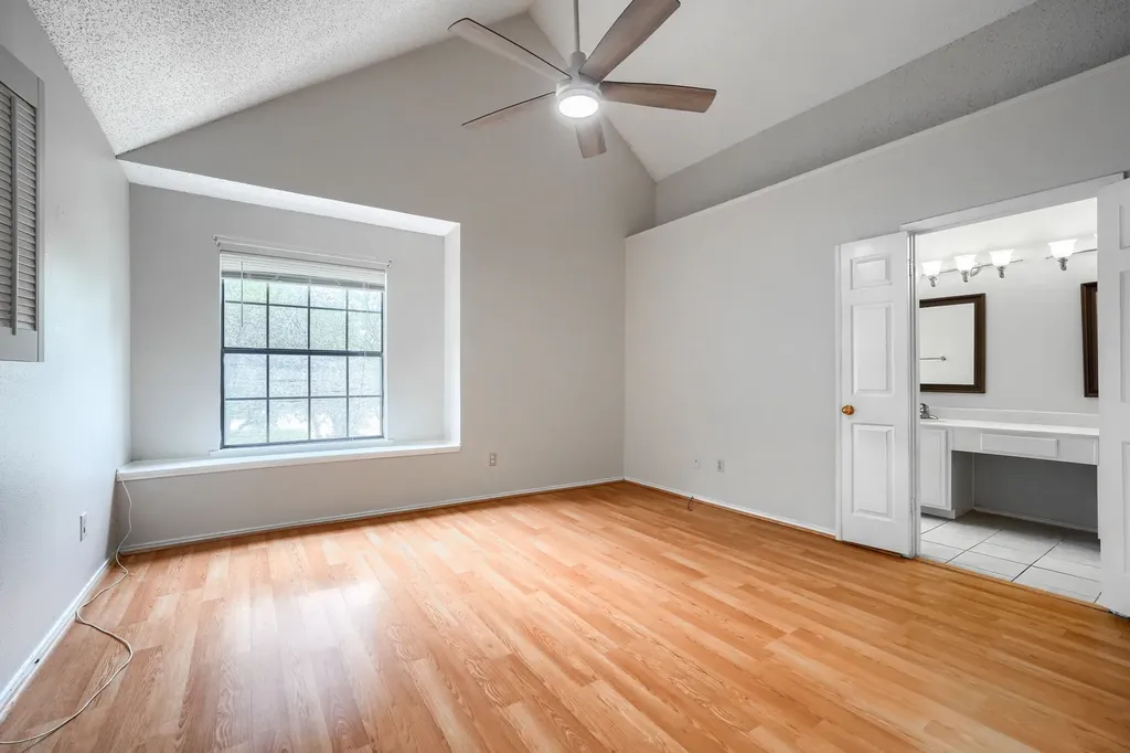 406 Santa Fe Trail Irving TX 75063