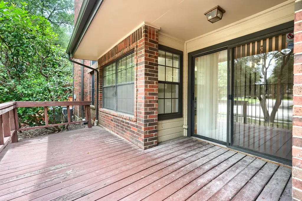 406 Santa Fe Trail Irving TX 75063