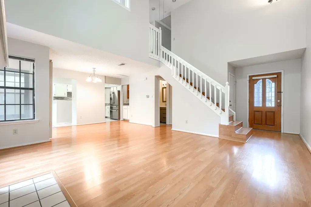 406 Santa Fe Trail Irving TX 75063