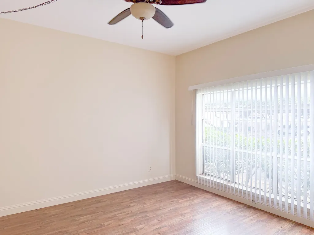 10440 High Hollows Drive Dallas TX 75230