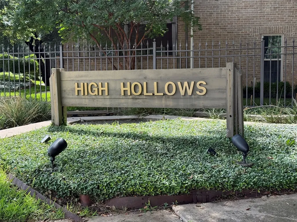 10440 High Hollows Drive Dallas TX 75230