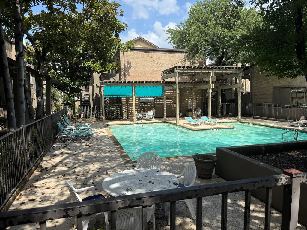 10440 High Hollows Drive Dallas TX 75230