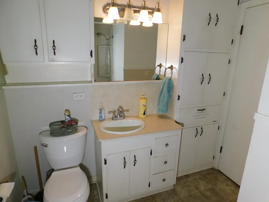 107 NE 5th Street Springhill LA 71075