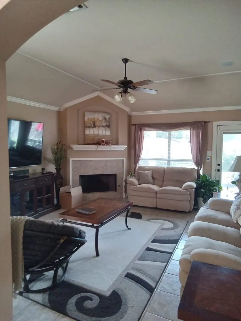 343 Gaston Lane Bossier City LA 71112