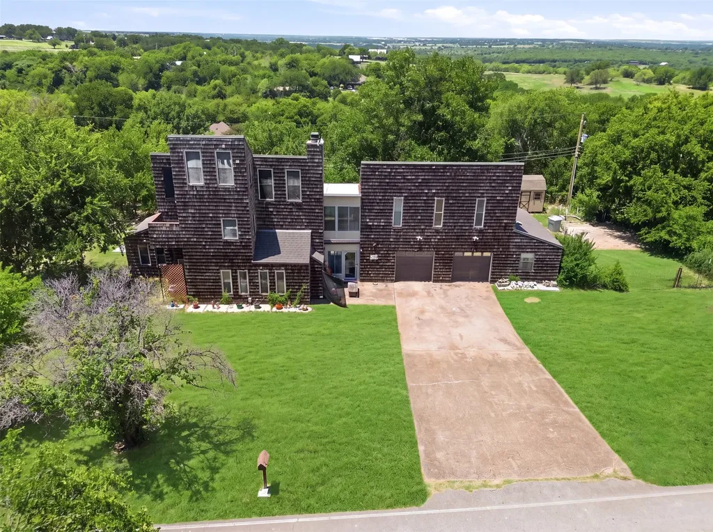 6039 Bear Creek Drive E Fort Worth TX 76126
