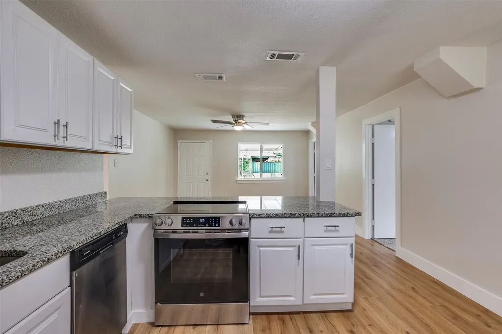 2804 Dogwood Park Drive Richland Hills TX 76118