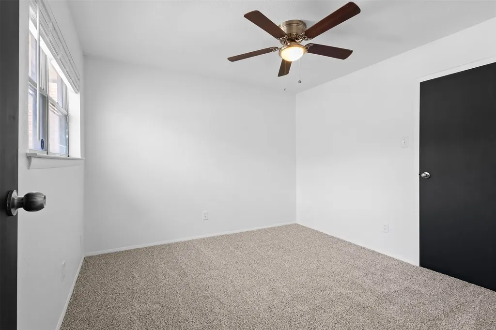 2806 Spring Valley Drive Bedford TX 76021