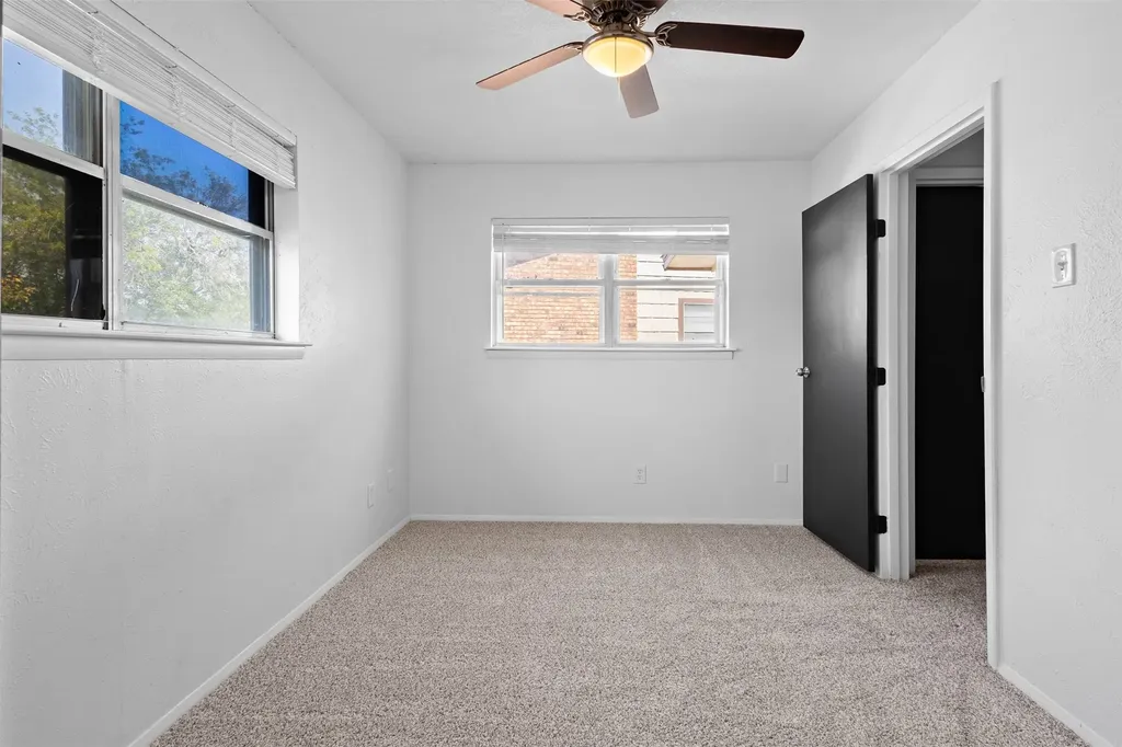 2806 Spring Valley Drive Bedford TX 76021