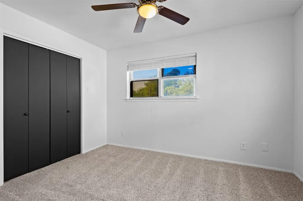 2806 Spring Valley Drive Bedford TX 76021