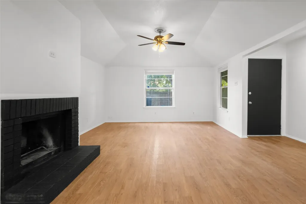 2806 Spring Valley Drive Bedford TX 76021