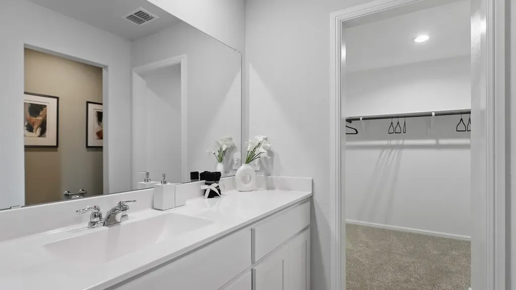 516 Red Admiral Lane Denton TX 76259