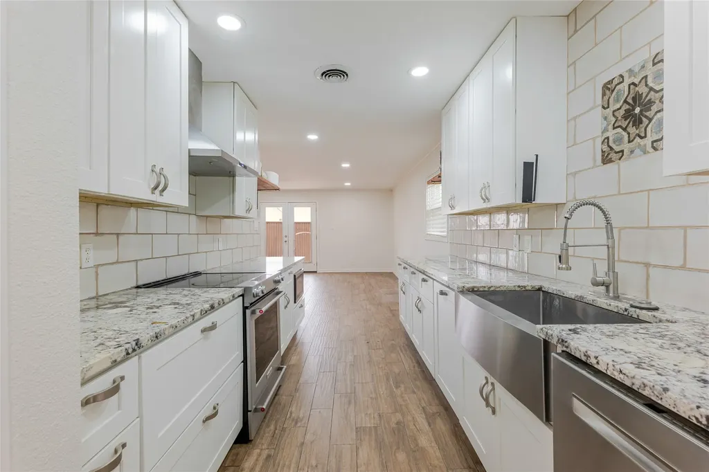 11839 High Meadow Drive Dallas TX 75234