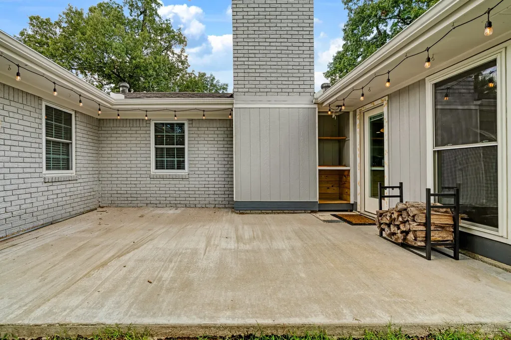 2705 Hubbard Street Paris TX 75460