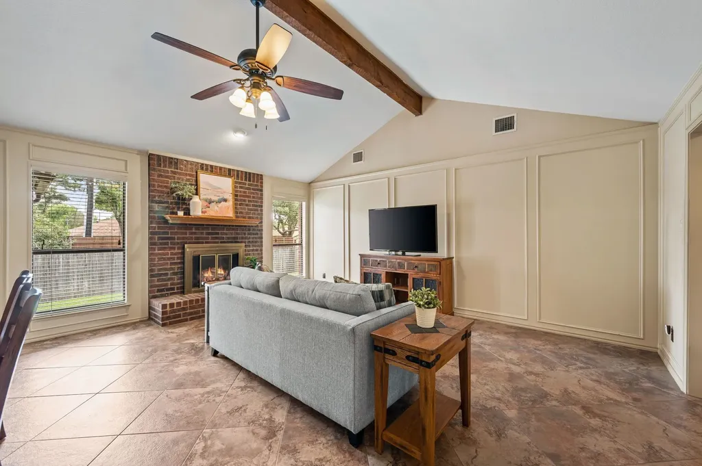 7420 Meadowview Terrace North Richland Hills TX 76182