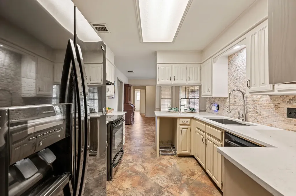 7420 Meadowview Terrace North Richland Hills TX 76182