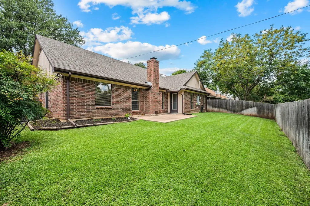 7420 Meadowview Terrace North Richland Hills TX 76182