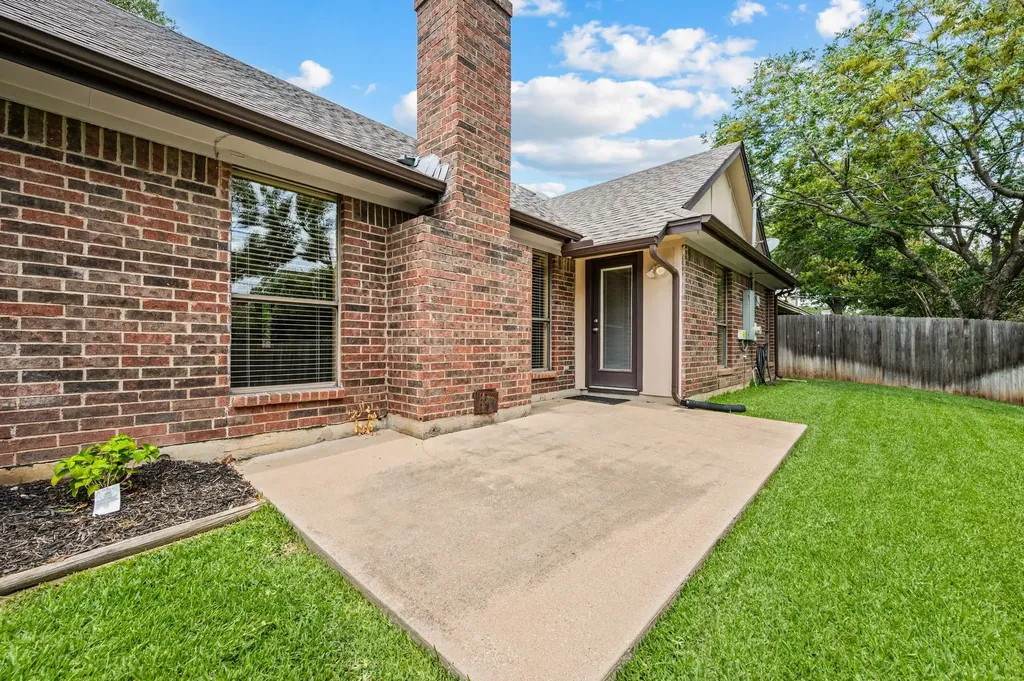 7420 Meadowview Terrace North Richland Hills TX 76182