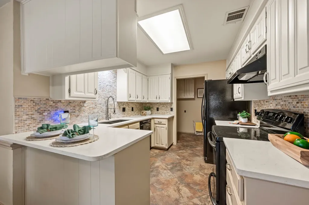 7420 Meadowview Terrace North Richland Hills TX 76182