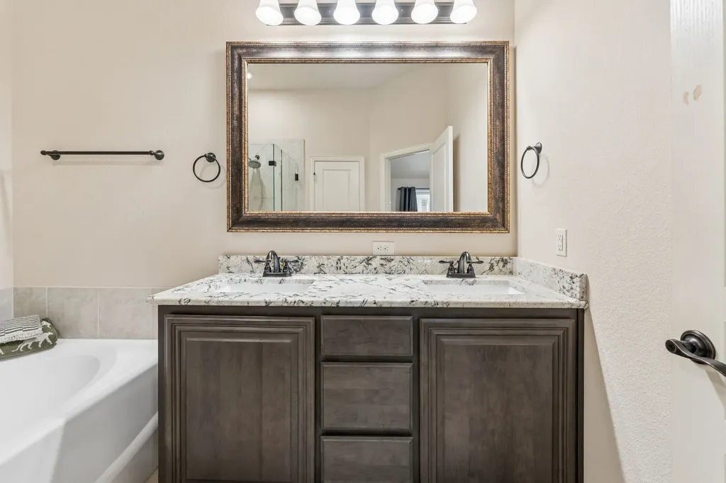 609 Fox View Drive Fort Worth TX 76131