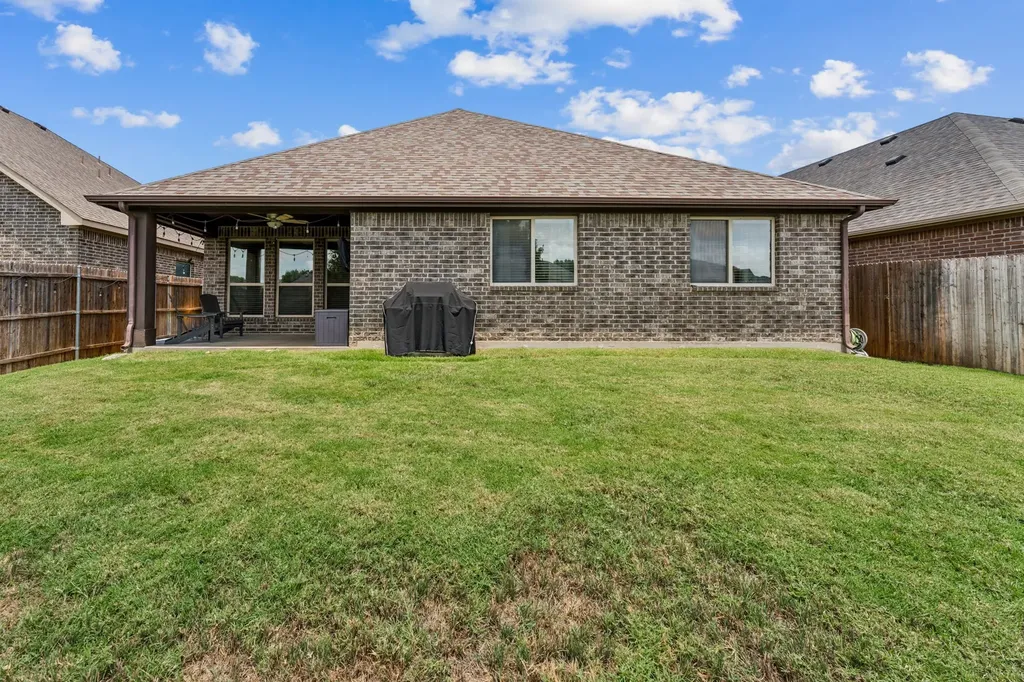 609 Fox View Drive Fort Worth TX 76131