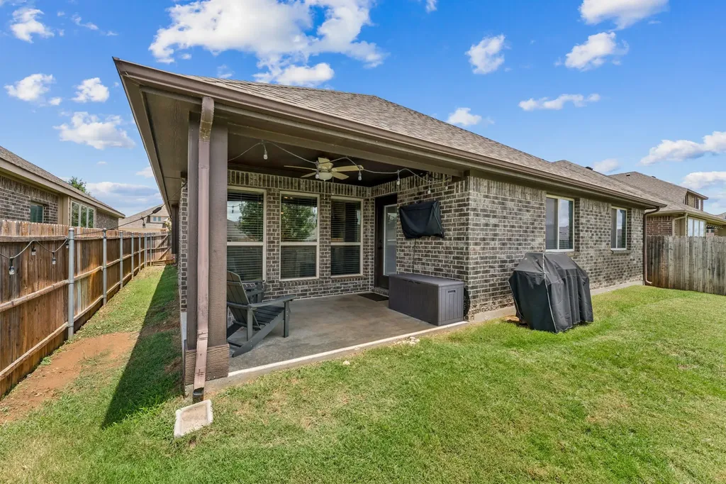 609 Fox View Drive Fort Worth TX 76131