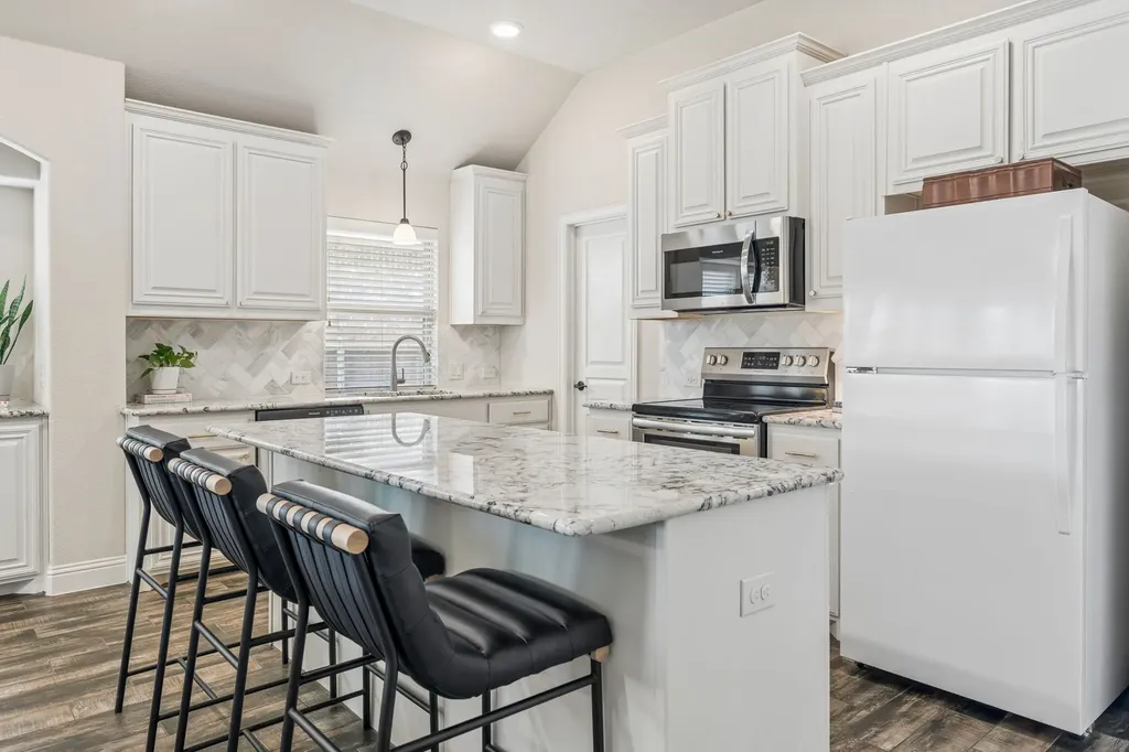 609 Fox View Drive Fort Worth TX 76131
