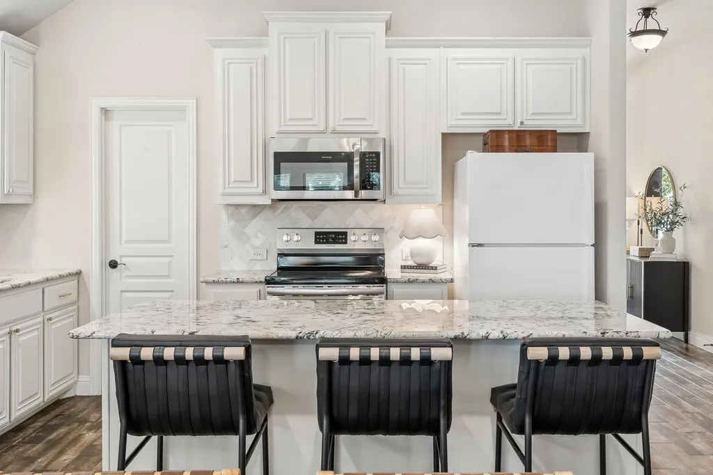 609 Fox View Drive Fort Worth TX 76131