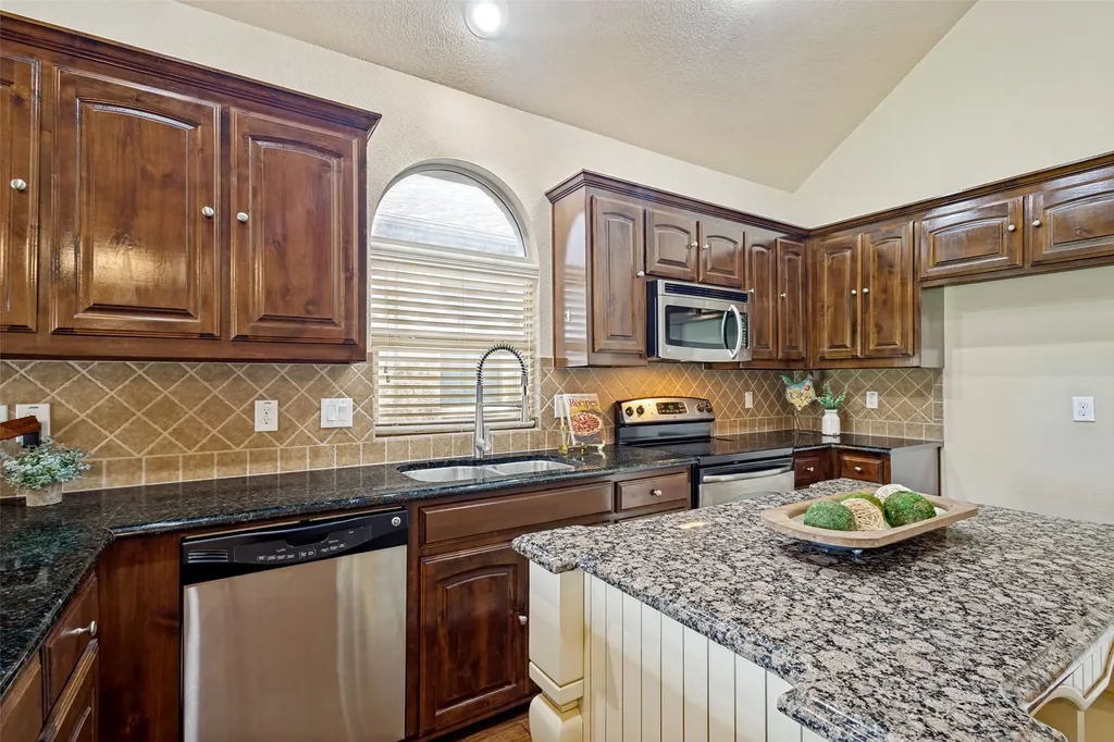 12712 Breckenridge Court Fort Worth TX 76177